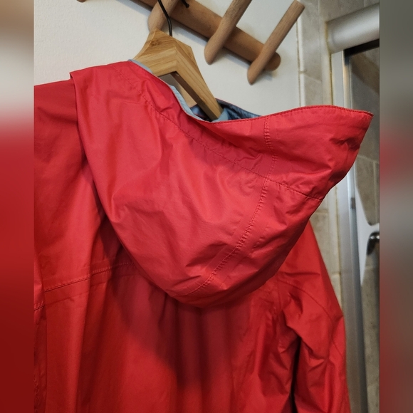COPY - Red Columbia rain coat size XL - Picture 5 of 5